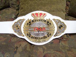 TNA Knockouts - TNA & WWE TITLES