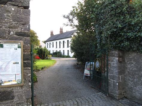 Ghan House, Carlingford © Eric Jones cc-by-sa/2.0 :: Geograph Ireland