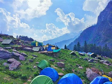 Kheerganga Trek - Know About The Most Liked Trek In The Himalayas