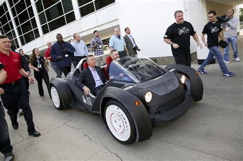It's Complete! World's First 3D Printed Car "Strati" Up & Running | REALITYPOD
