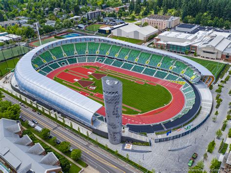 The new Hayward Field at the University of Oregon : oregon