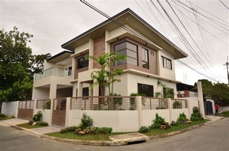 Corner Lot Beautiful Single Attached House and Lot in Pilar Village Las Pinas