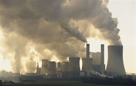 Air pollution from brown coal power station | Luftverschmutzung, Herz ...