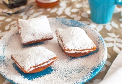 Cafe Du Monde Beignets copycat recipe | The Food Hacker