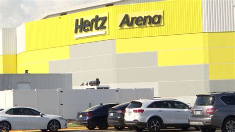 Hertz Arena parking goes cashless - WINK News