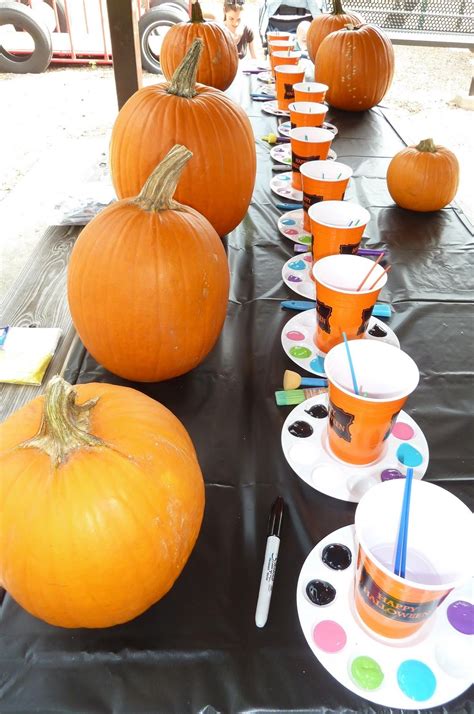 Room Mom Extraordinaire: Painting Pumpkins in the Park | Birthday ...