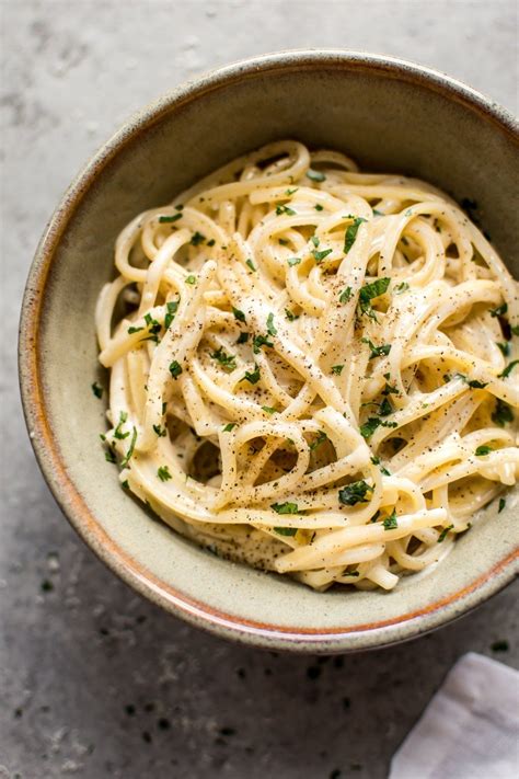 Make Creamy Garlic Pasta in 15 Minutes Tonight | Garlic pasta recipe, Creamy garlic pasta ...