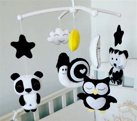 Black and white baby mobile Baby mobile Felt mobile Crib | Etsy