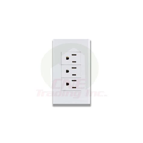 eOppo Wide Series 3-Gang Convenience Outlet