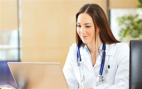 A Career as a General Physician | Degree Advisers