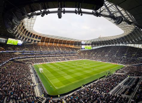 tottenham hotspur's new stadium opens in north london