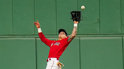 Red Sox's Jarren Duran Breaks Down Slick Catch Vs. Yankees