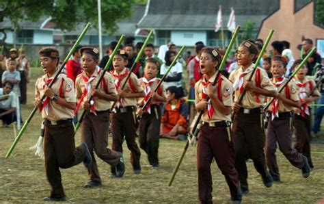 Pendidikan Kepramukaan Sebagai Kegiatan Ekstrakurikuler Wajib Pada Pendidikan Dasar Dan Menengah ...