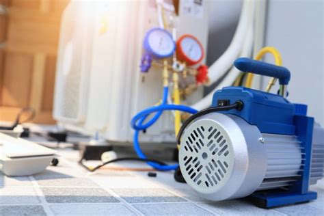 How To Use HVAC Vacuum Pump? [Step By Step Instructions] - HVACseer.com