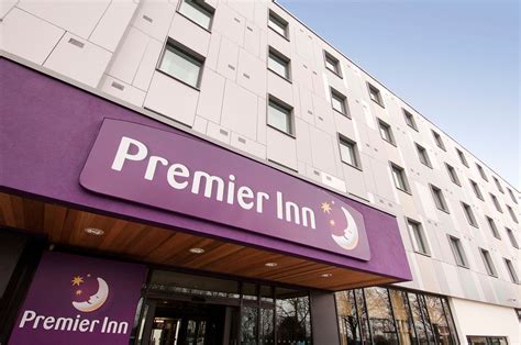 PREMIER INN HEATHROW AIRPORT TERMINAL 5 HOTEL $97 ($̶1̶2̶1̶) - Updated 2022 Prices & Reviews ...