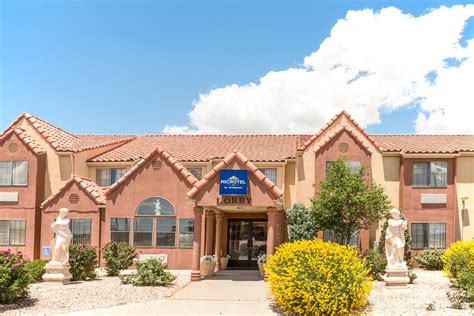 Microtel Inn & Suites by Wyndham Gallup | Gallup, NM Hotels