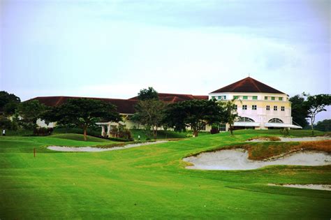 Eagle Ridge Golf and Country Club - Sta. Lucia Land Inc.