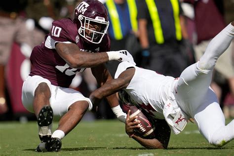 Report: Texas A&M transfer to visit Tide after showing his best against Alabama - al.com