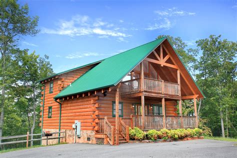 RU - Life's a Bear - Gatlinburg, Tennessee, Log Cabins, Gatlinburg ...