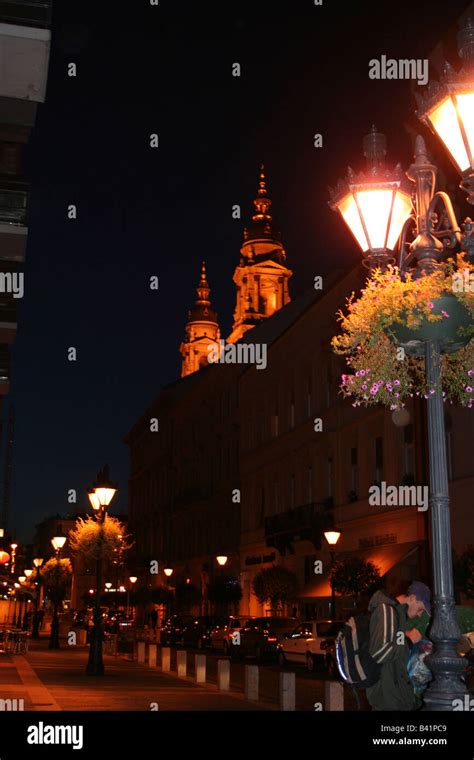 Saint Istvan Basilica at Hungary Budapest in the night Stock Photo - Alamy