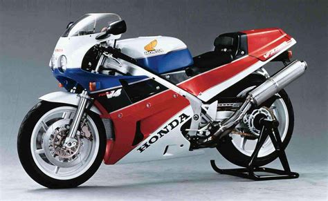 1987 Honda VFR 750R RC30