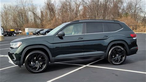 2022 Volkswagen Atlas - Price in Canada