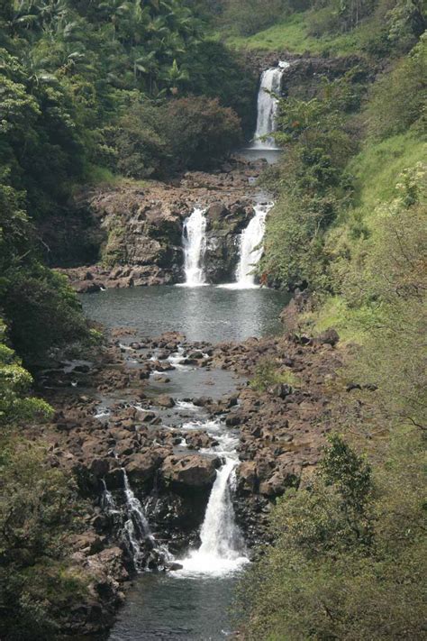 Umauma Falls - Multi-tiered Waterfall on the Hamakua Coast