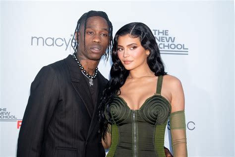 Kylie Jenner & Travis Scott Spend Educational Family Time with Stormi ...