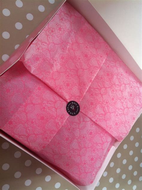 Tissue Paper Wrapping | Tissue paper wrapping, Gift wrapping, Wraps