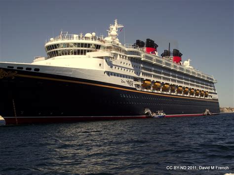 Disney Wonder - description, photos, position, cruise deals