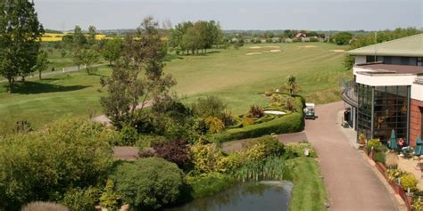 Five Lakes Essex Golf, book a golf getaway in Essex