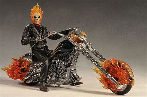 Hot Toys Ghost Rider, Hellcycle action figure | Ghost rider motorcycle, Ghost rider toys, Ghost ...