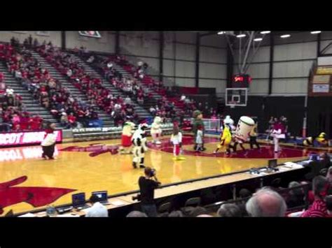 UCM Mascot Basketball 2013 - YouTube