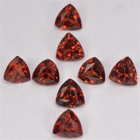 Pyrope Garnet: Buy Pyrope Garnet Gemstones at Affordable Prices