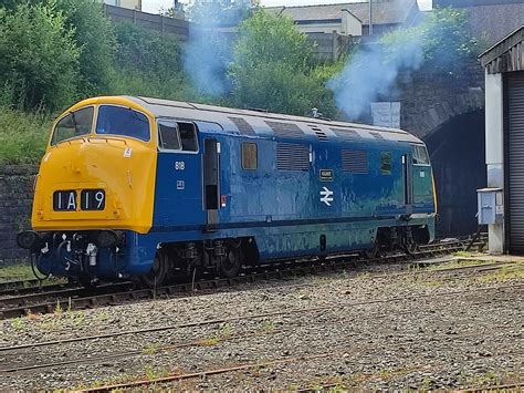 British Railways' (BR) Class 42 Warship Class 'Glory' dies… | Flickr