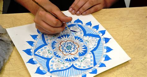 Lessons from the K-12 Art Room: 7th Grade: Mandala Paintings