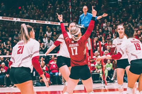 Wisconsin Badgers volleyball: UW sweeps Illinois State into a dustpan ...