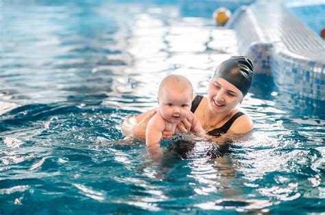 Expert Baby Swimming Lessons from Pro Swimming Lessons