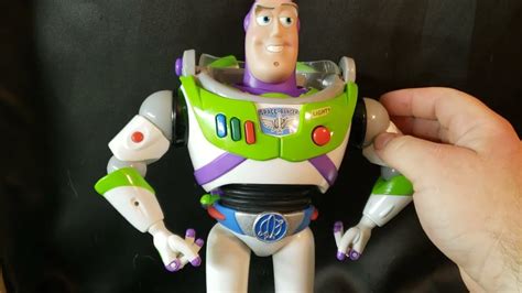 Disney Store Buzz Lightyear Utility Belt Mod - YouTube