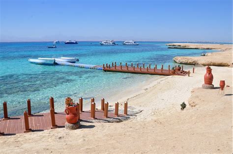 Paradise Island - Hurghada, Egypt | SeePlaces