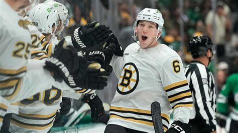 2 Bruins rookies score first NHL goals in win over Stars