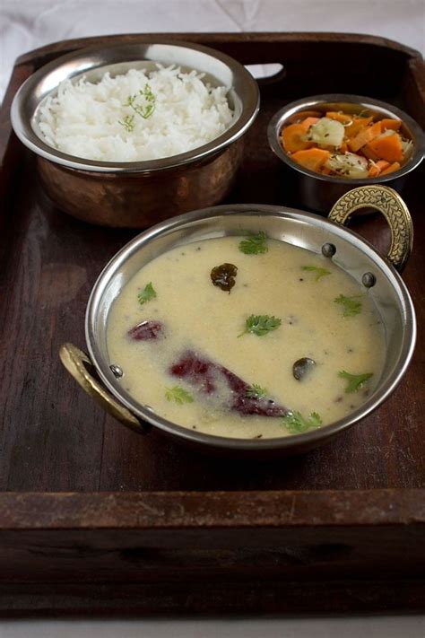 gujarati kadhi recipe, how to make gujarati kadhi | easy kadhi recipe