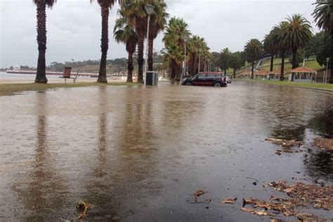 Geelong weather: 18 people rescued in 'one-in-50-year' flash flooding ...