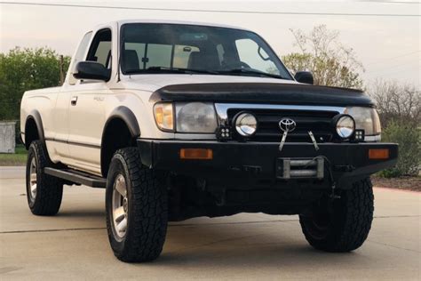 No Reserve: 2000 Toyota Tacoma SR5 5-Speed for sale on BaT Auctions - sold for $13,750 on April ...