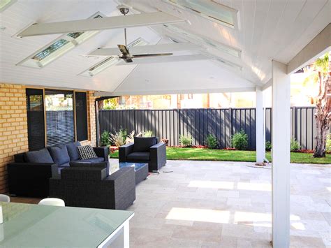 Contemporary white ceiling lining | Austin Development