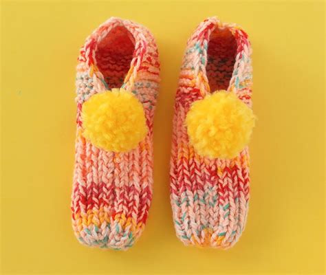 Knitted Pom Pom Slippers | My Poppet Makes