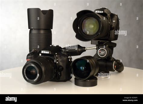 Cameras and lenses hi-res stock photography and images - Alamy