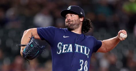 Robbie Ray Traded to Giants; Mariners Get Mitch Haniger, Anthony ...