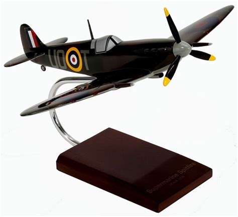 Supermarine Spitfire: Aviation Models