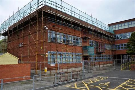 Repair works on Loudoun Academy roof could hit a whopping £100,000 ...